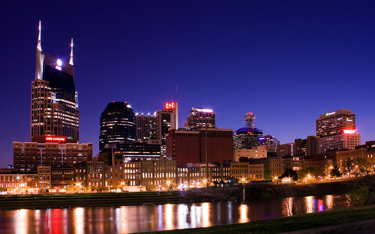 Nashville Tennessee skyline at night