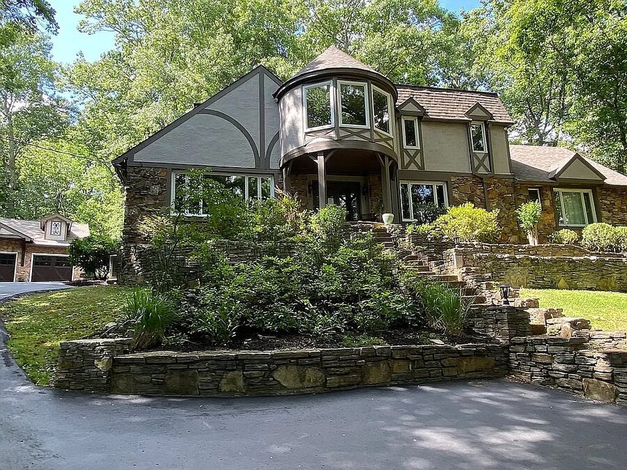 Sold property: 1841 Cromwell Dr, Nashville, TN
