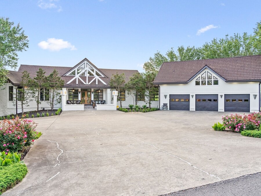 Sold property: 1013 Millwood Ln, Ashland City, TN
