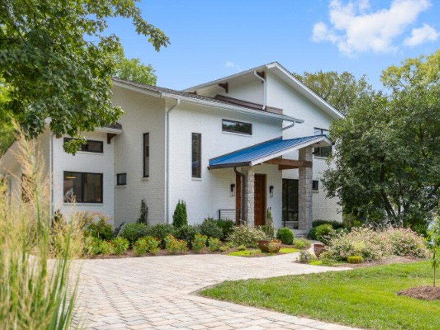 Sold property: 2907 Woodlawn, Nashville, TN