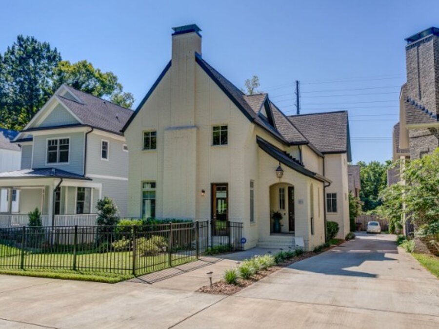 Sold property: 923A Gale Ln, Nashville, TN