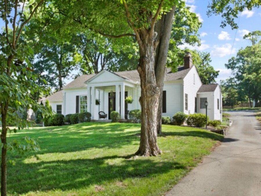 Sold property: 2126 Sharondale Dr, Nashville, TN